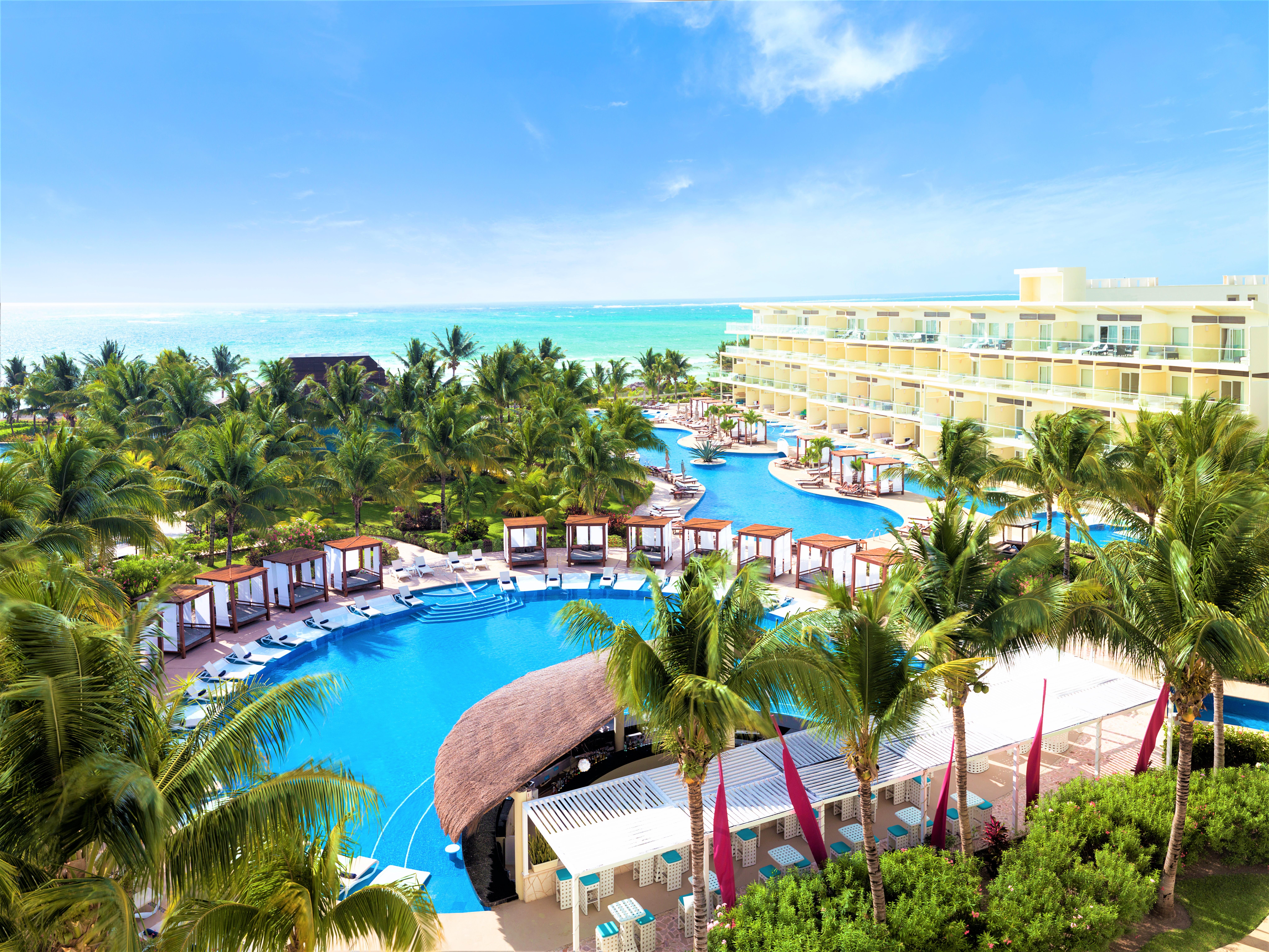 อะซุล บีช รีสอร์ต ริเบียรา กังกุน บาย คาริสมา กูร์เมต์ ออล อินคลูซีฟ Hotel ปัวร์โตโมเรลอส ภายนอก รูปภาพ
