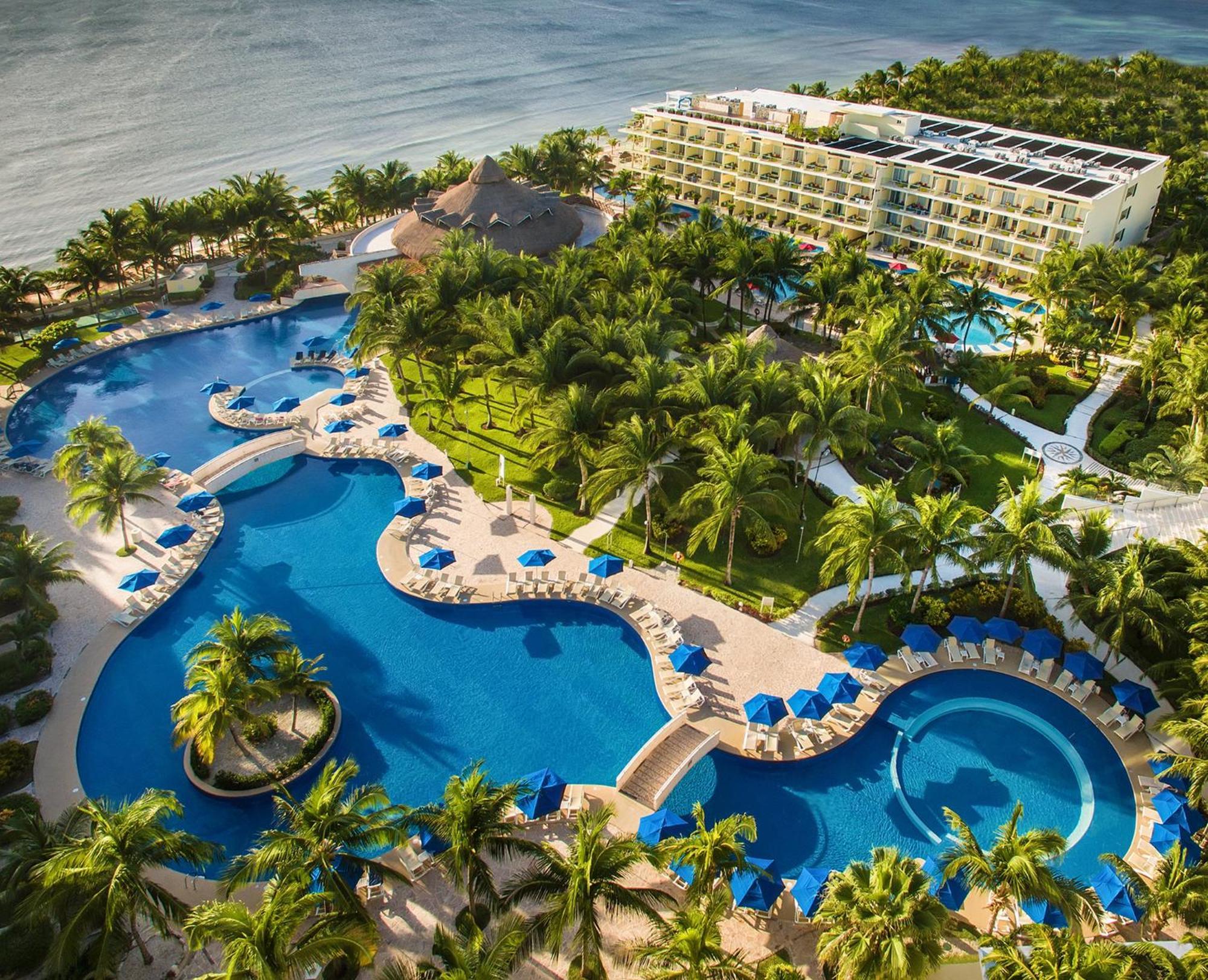 อะซุล บีช รีสอร์ต ริเบียรา กังกุน บาย คาริสมา กูร์เมต์ ออล อินคลูซีฟ Hotel ปัวร์โตโมเรลอส ภายนอก รูปภาพ