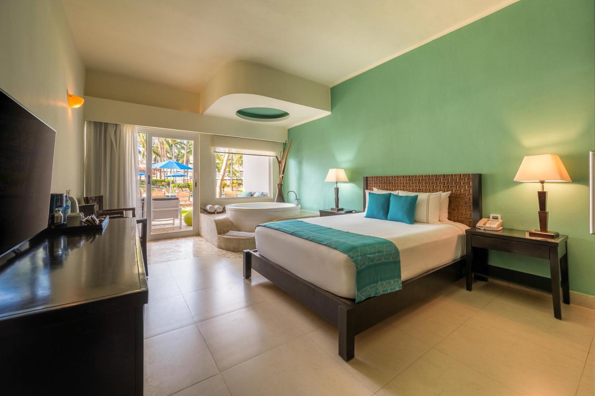 อะซุล บีช รีสอร์ต ริเบียรา กังกุน บาย คาริสมา กูร์เมต์ ออล อินคลูซีฟ Hotel ปัวร์โตโมเรลอส ภายนอก รูปภาพ